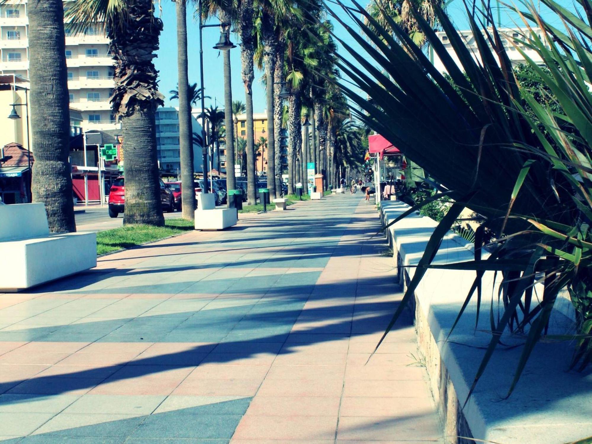 Esplendido Apartamento A Pie De Playa En Torremolinos Apartment Exterior photo